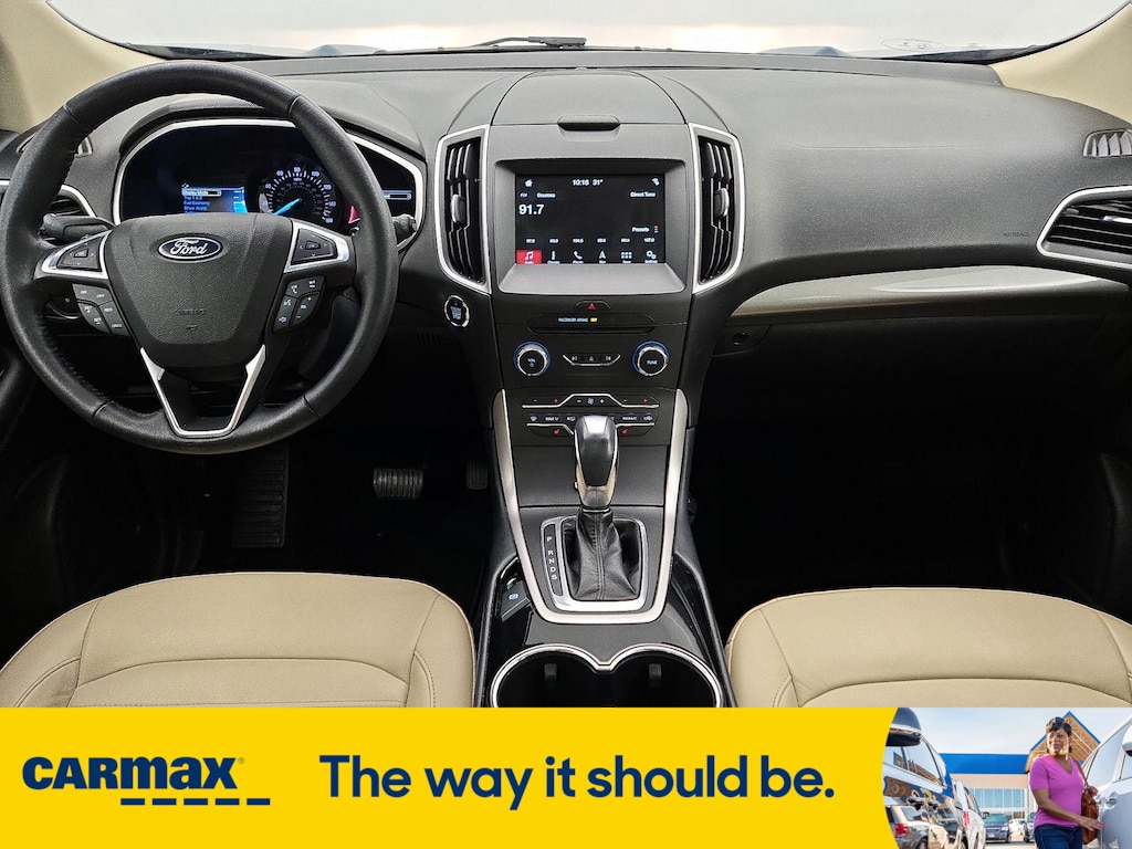 Vehicle image 11 of 31