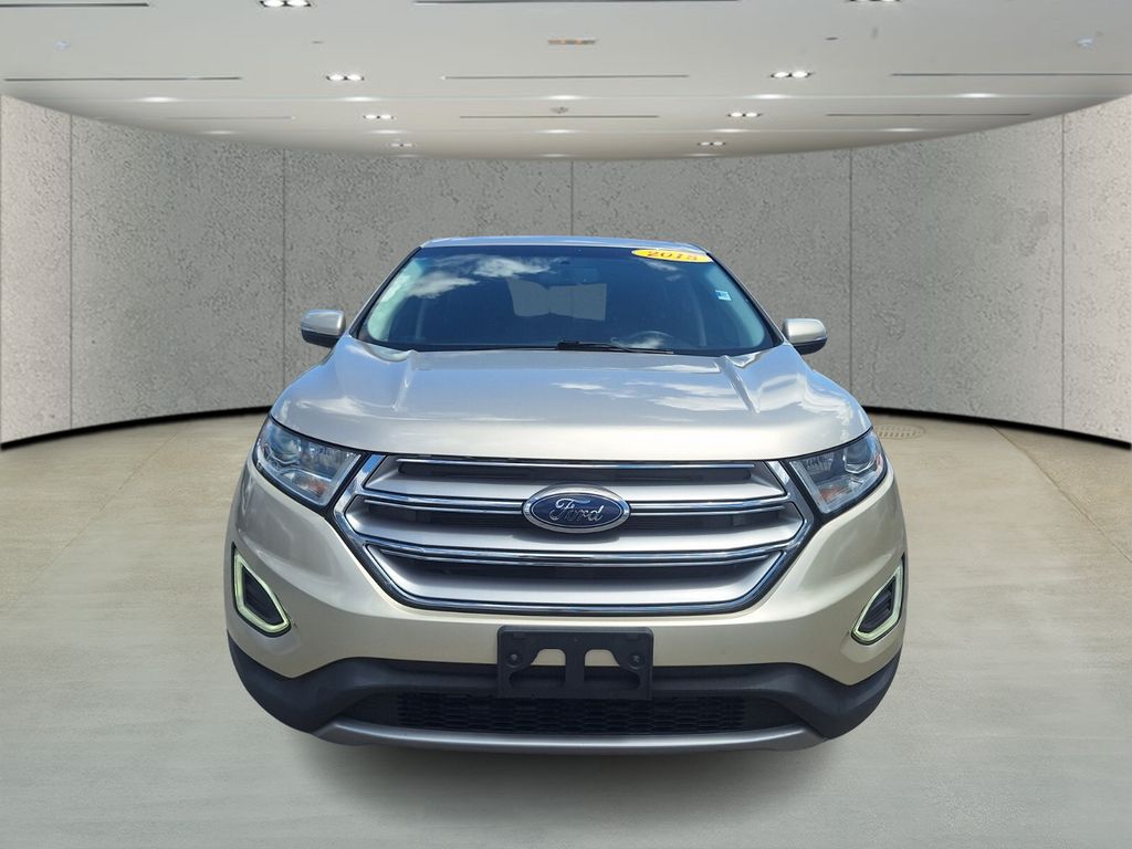 2018 Ford Edge SEL Image 3 of 33