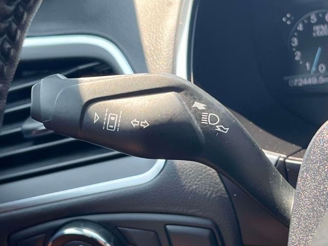 Vehicle image 31 of 36