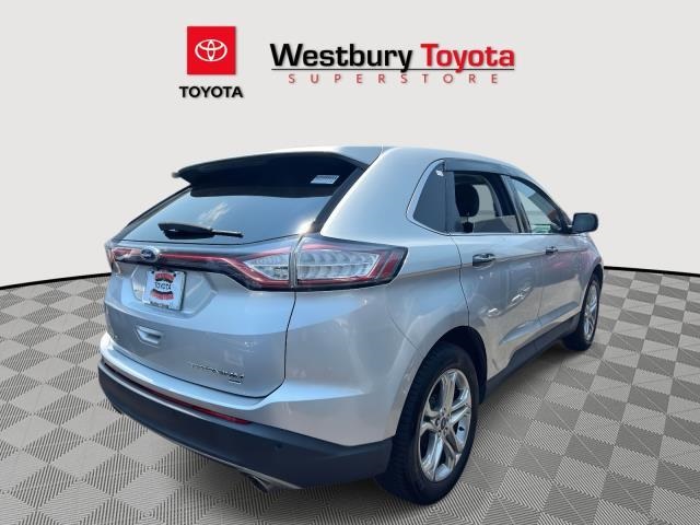 Vehicle image 4 of 36