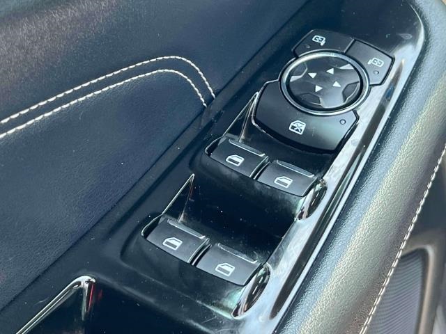 Vehicle image 20 of 36