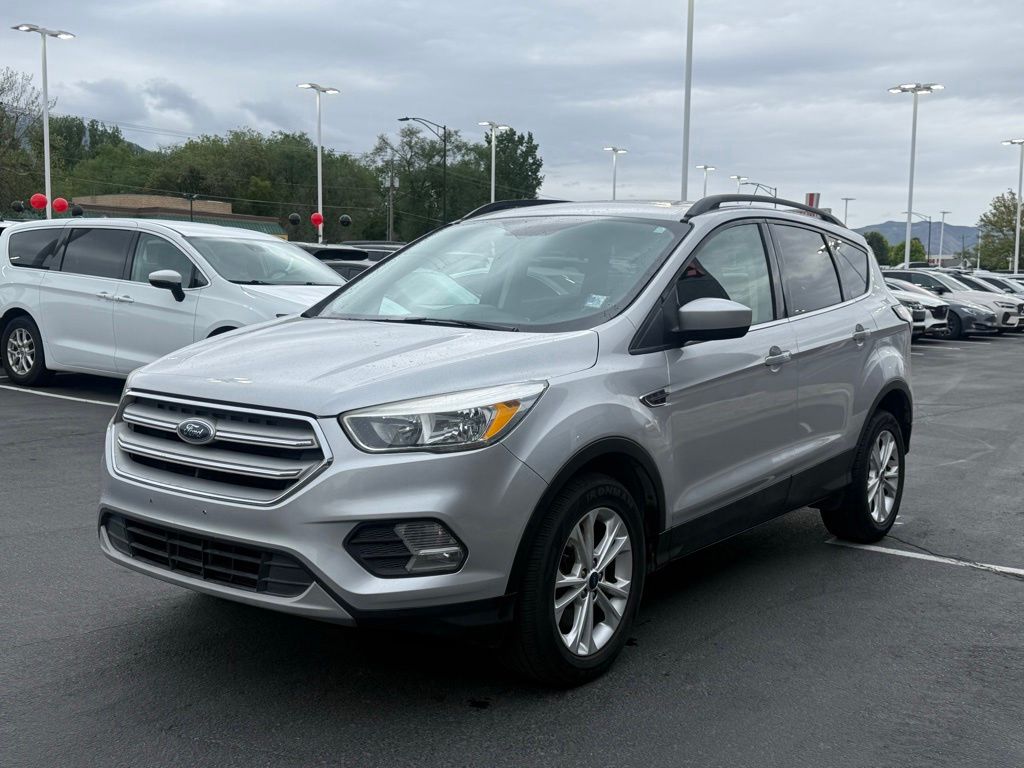 2018 Ford Escape SE Image 1 of 36
