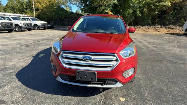 2018 Ford Escape SE Image 3 of 31