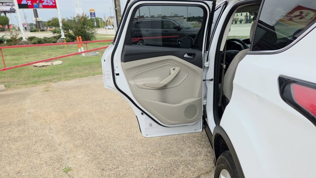 2018 Ford Escape SE Image 31 of 33