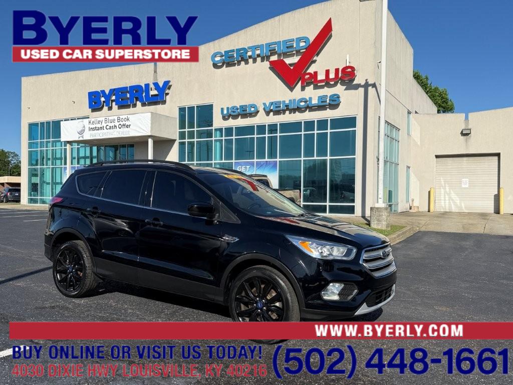 2018 Ford Escape SEL Image 3 of 35