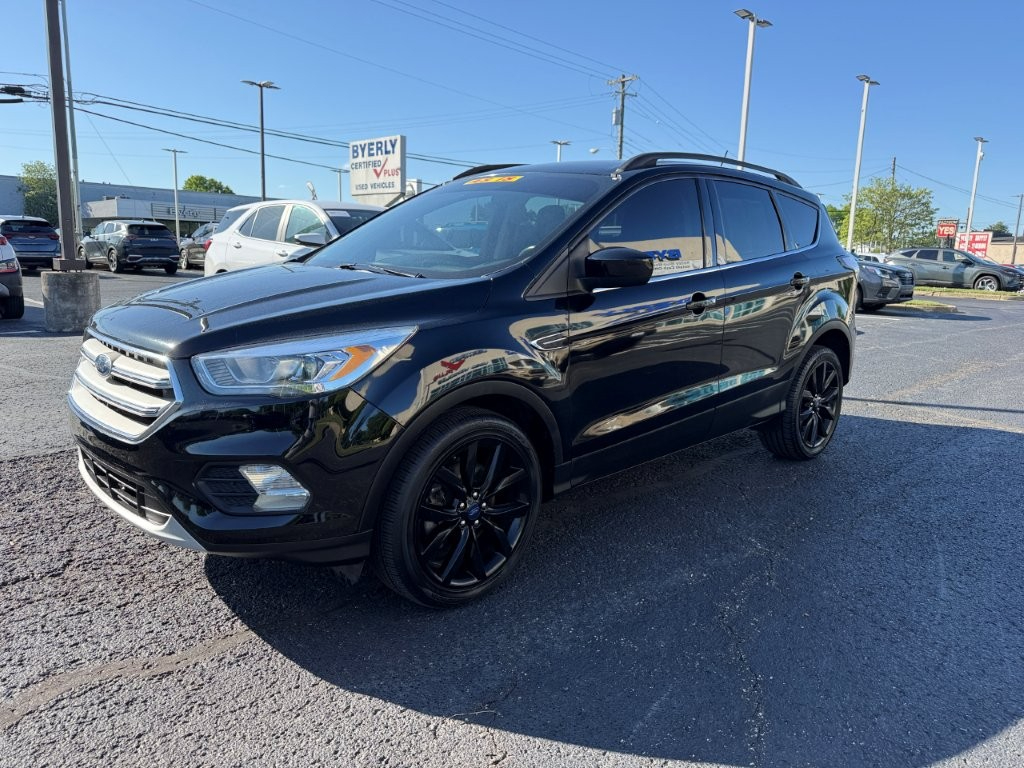 2018 Ford Escape SEL Image 1 of 35