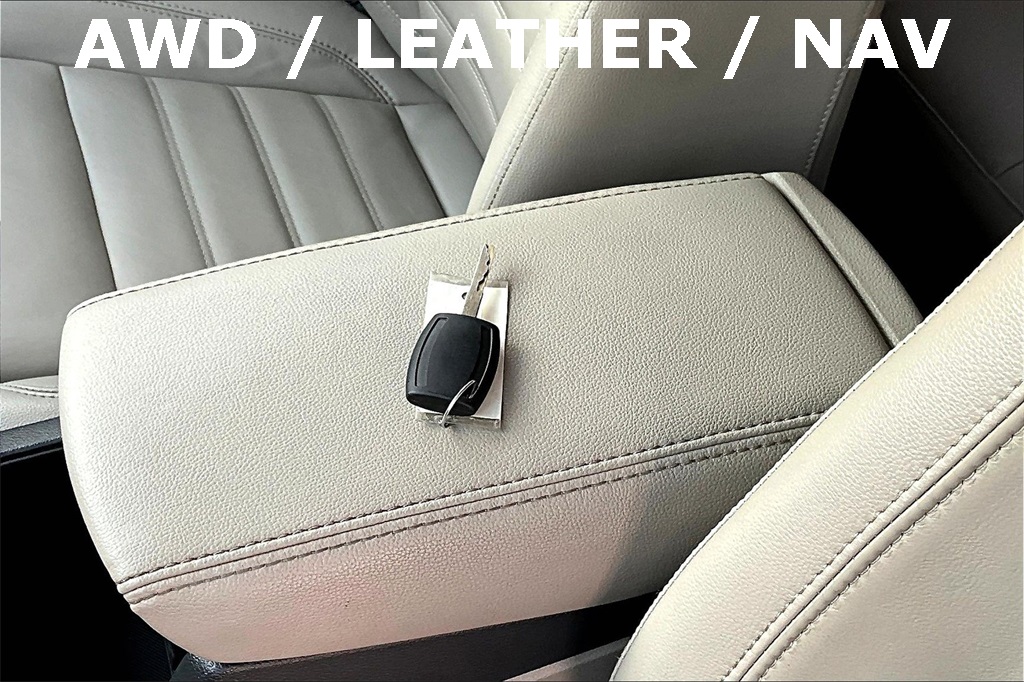 Vehicle image 13 of 34