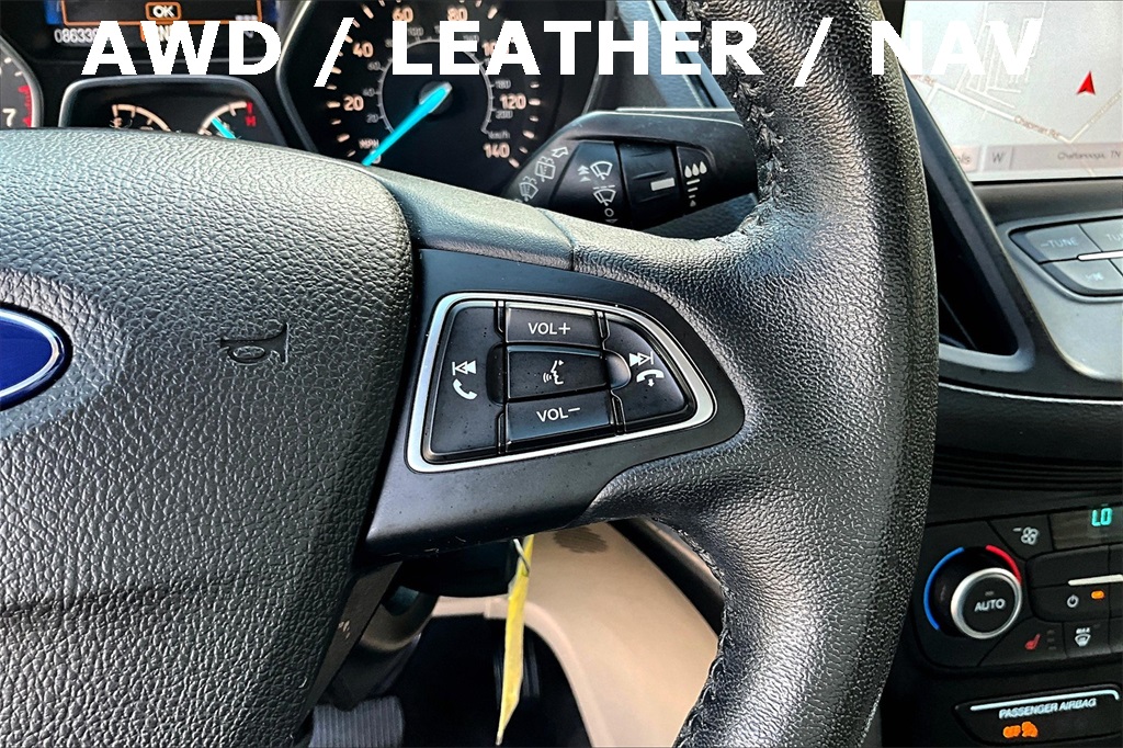 Vehicle image 19 of 34