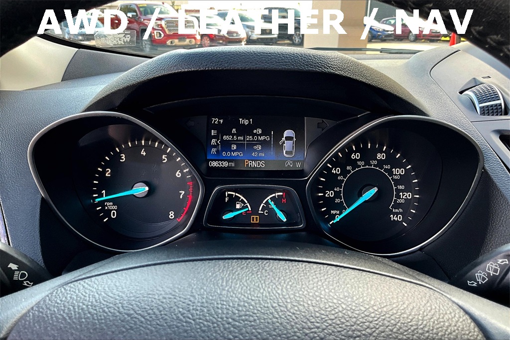 Vehicle image 20 of 34