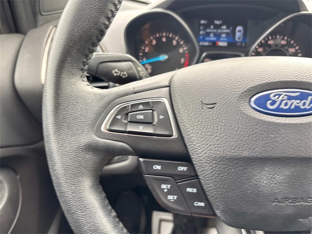 Vehicle image 28 of 34