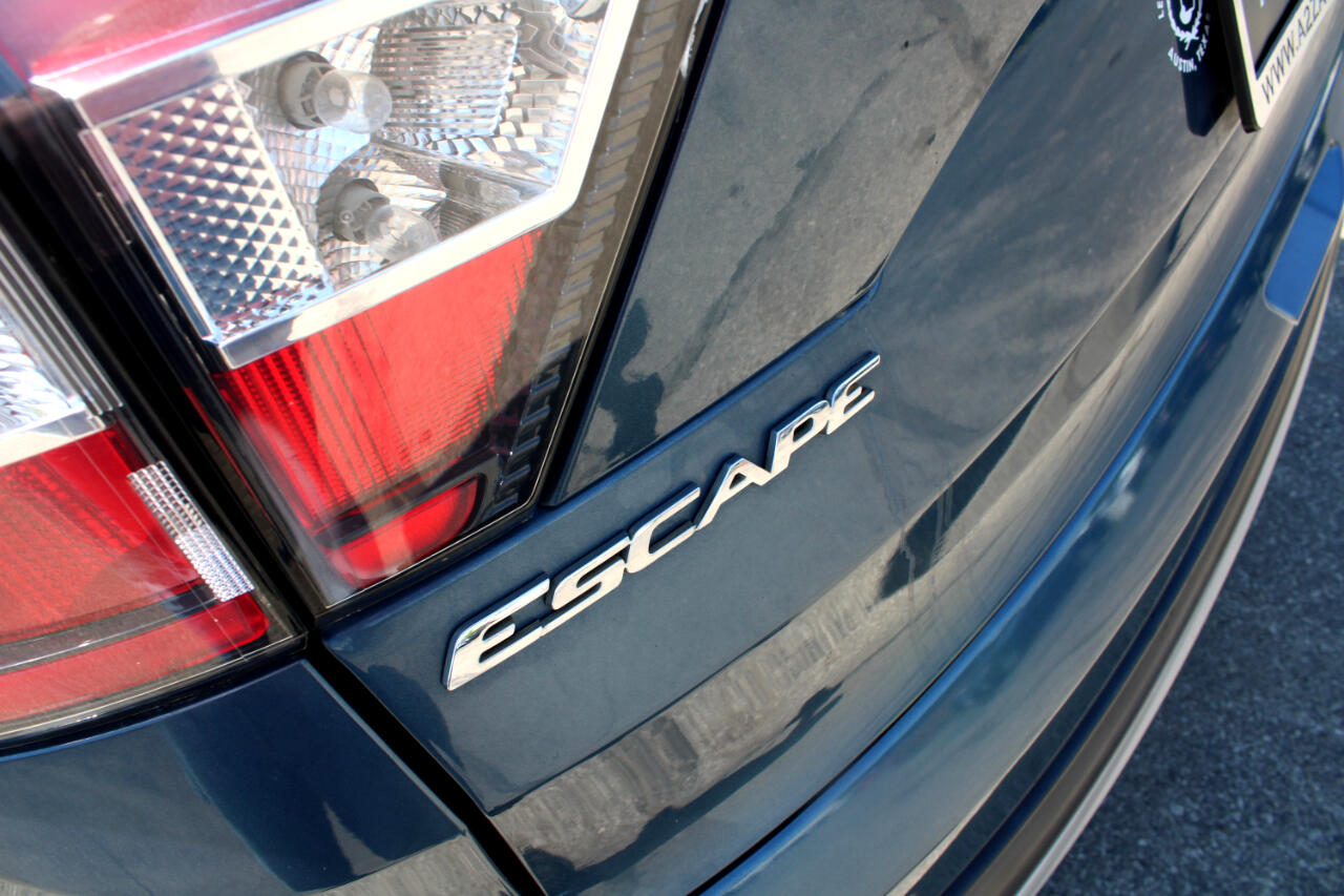 Vehicle image 29 of 32