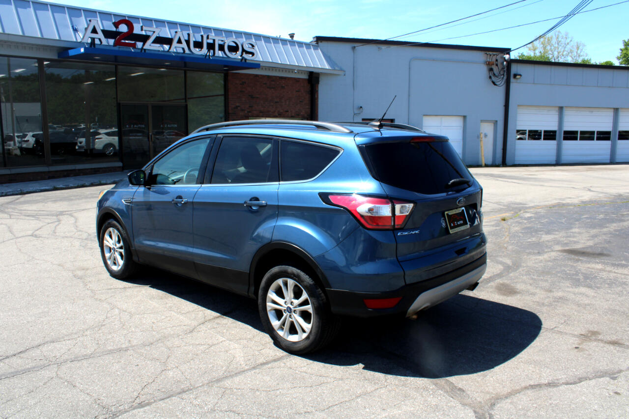 Vehicle image 8 of 32