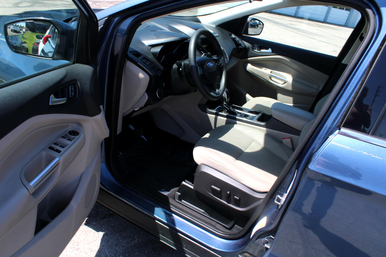 Vehicle image 18 of 32