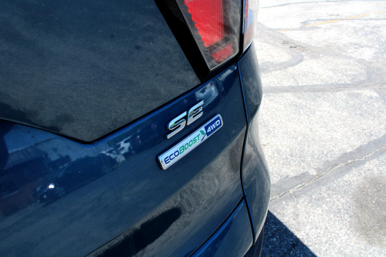 Vehicle image 30 of 32