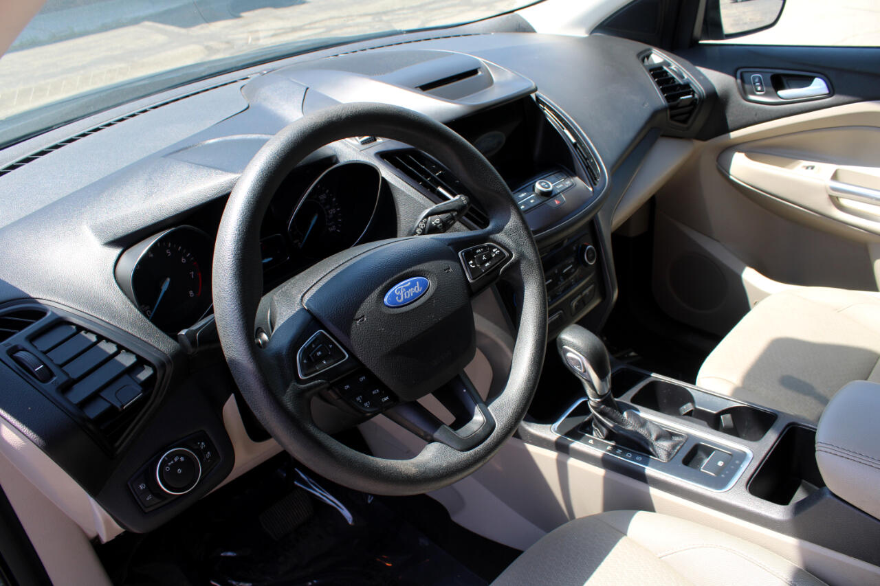 Vehicle image 19 of 32