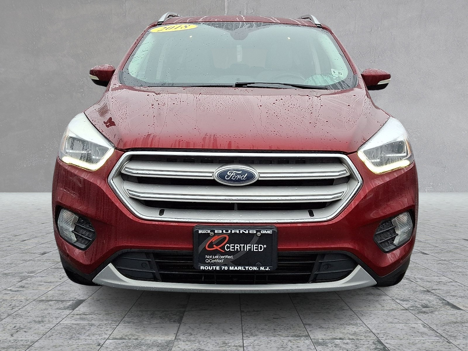 2018 Ford Escape Titanium Image 2 of 30