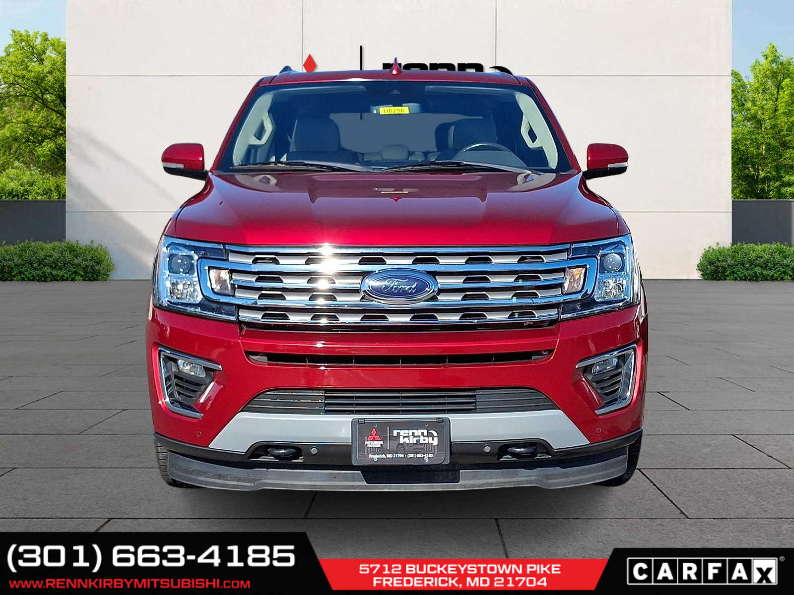 2018 Ford Expedition Limited Image 2 of 35