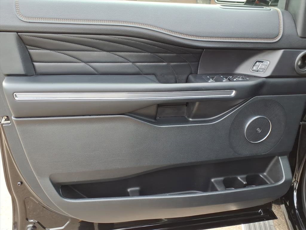 2018 Ford Expedition Platinum Image 20 of 25
