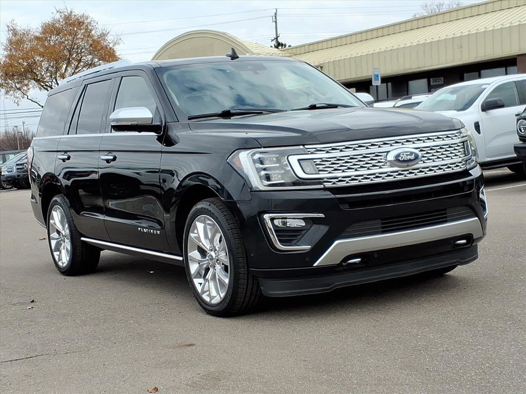 2018 Ford Expedition Platinum Image 2 of 25