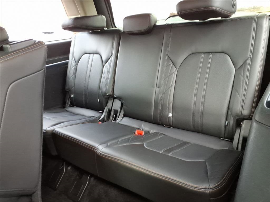 2018 Ford Expedition Platinum Image 11 of 25