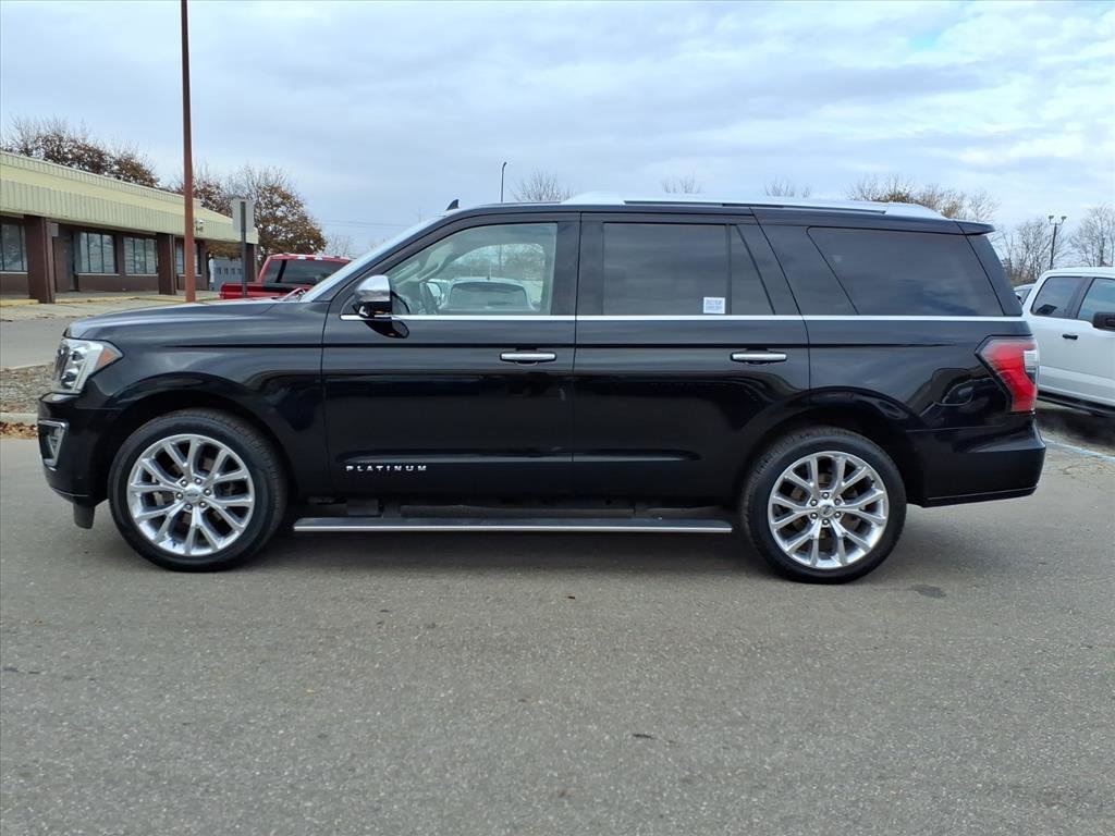 2018 Ford Expedition Platinum Image 8 of 25