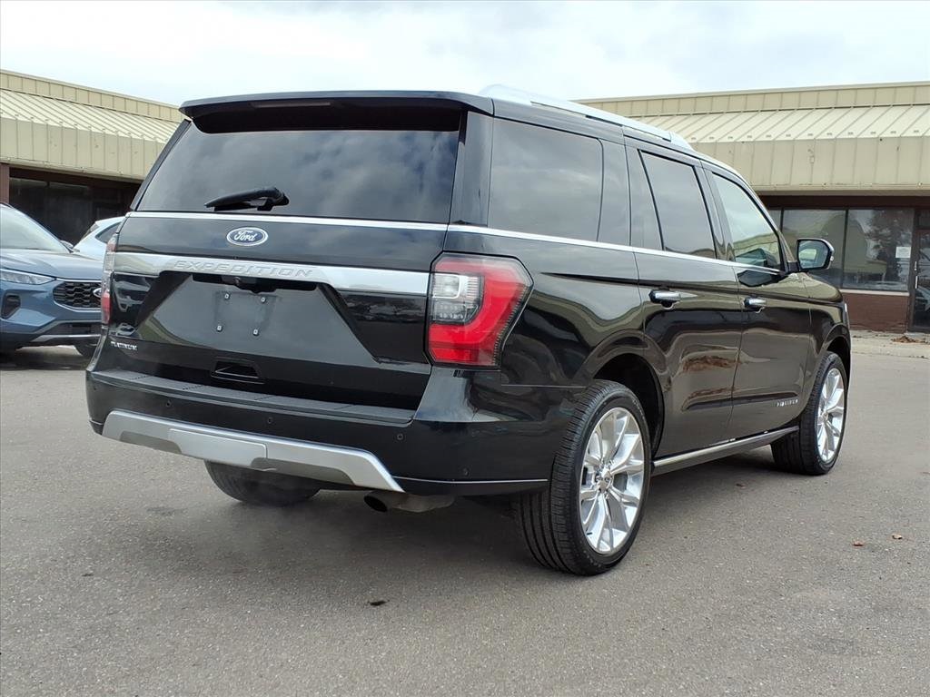 2018 Ford Expedition Platinum Image 5 of 25