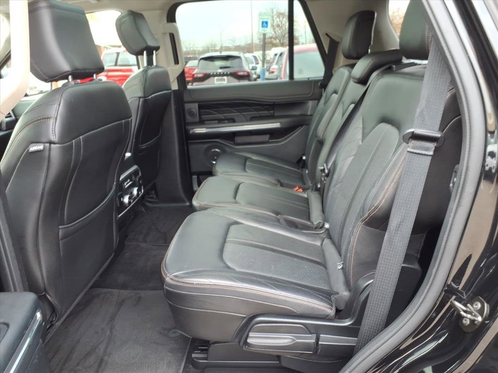 2018 Ford Expedition Platinum Image 12 of 25