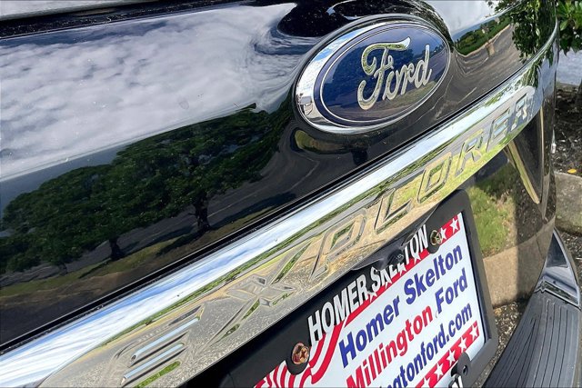 Vehicle image 29 of 30