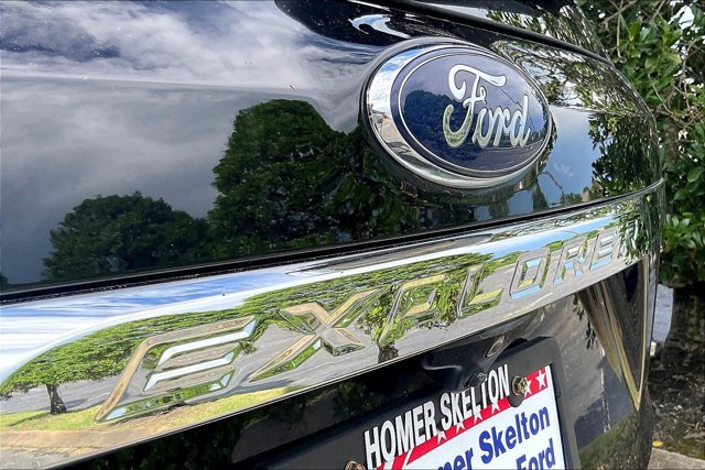 Vehicle image 11 of 30