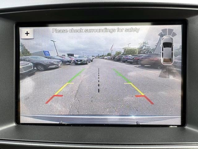 Vehicle image 23 of 30
