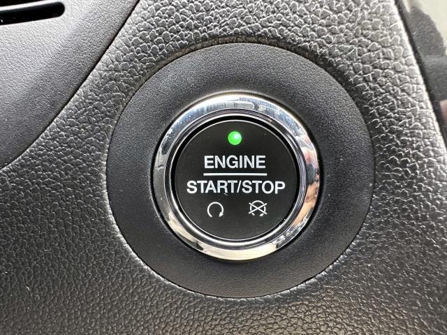 Vehicle image 21 of 30