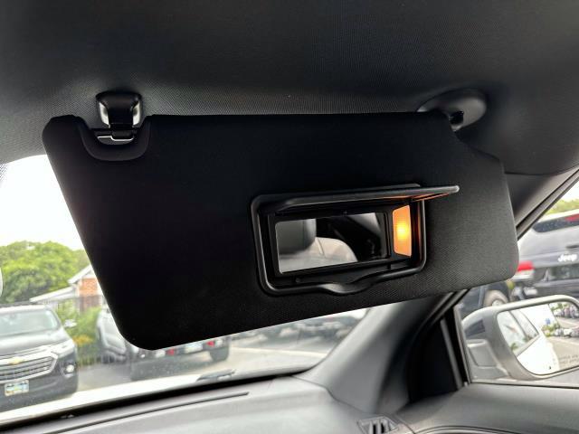 Vehicle image 29 of 30