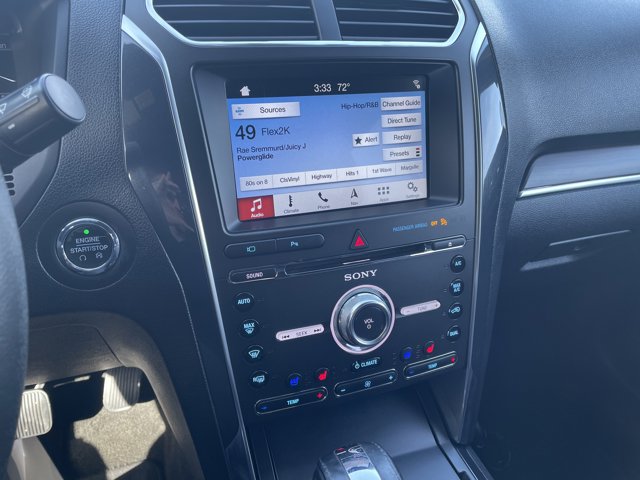 Vehicle image 23 of 27
