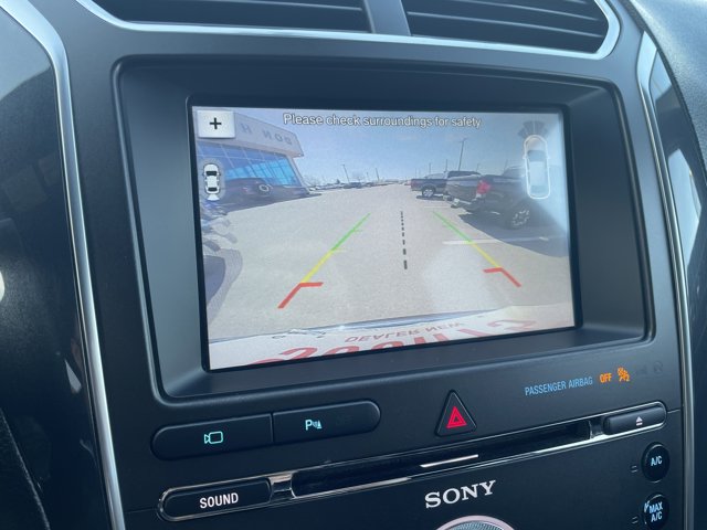 Vehicle image 24 of 27