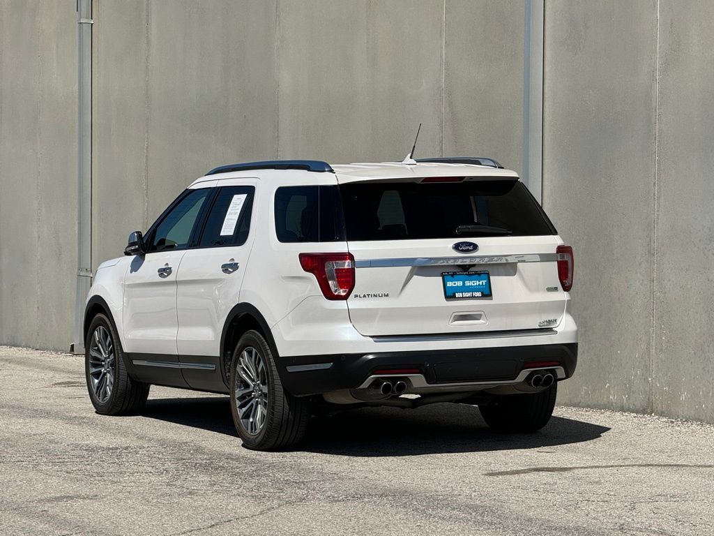 Vehicle image 8 of 41