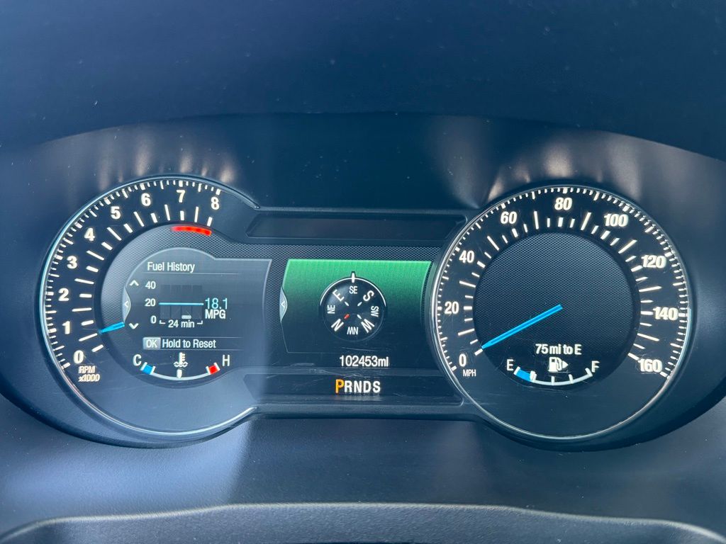 Vehicle image 15 of 41