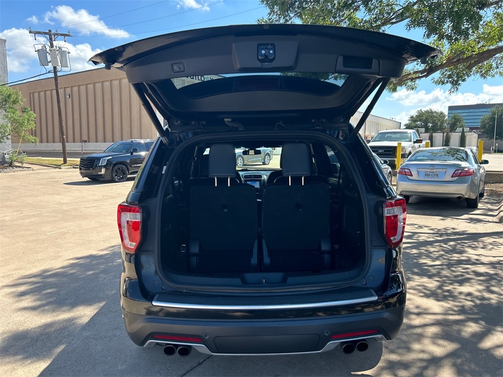 Vehicle image 39 of 43