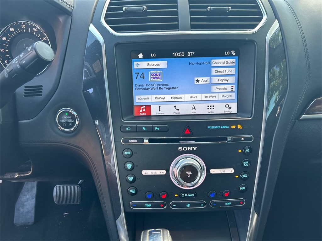 Vehicle image 23 of 43