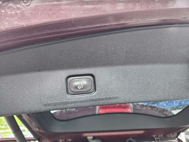 Vehicle image 29 of 78