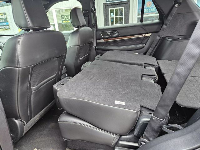 Vehicle image 27 of 78