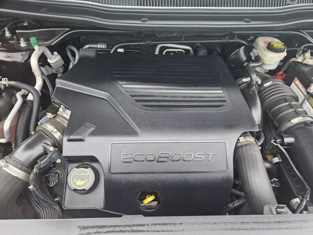 Vehicle image 75 of 78