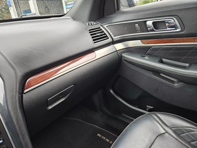 Vehicle image 63 of 78