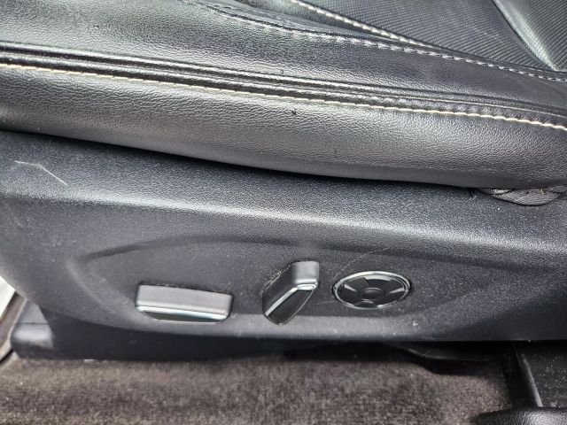 Vehicle image 50 of 78