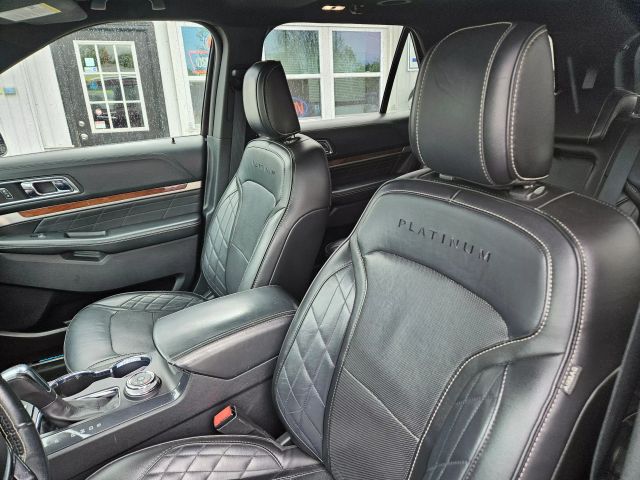 Vehicle image 46 of 78