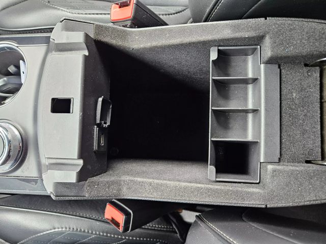 Vehicle image 62 of 78