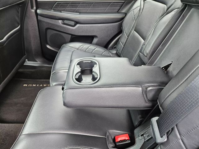 Vehicle image 34 of 78