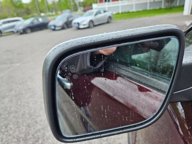 Vehicle image 43 of 78