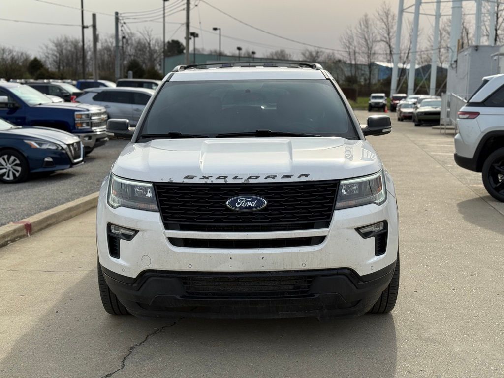 2018 Ford Explorer Sport Image 3 of 27