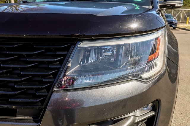 Vehicle image 20 of 78