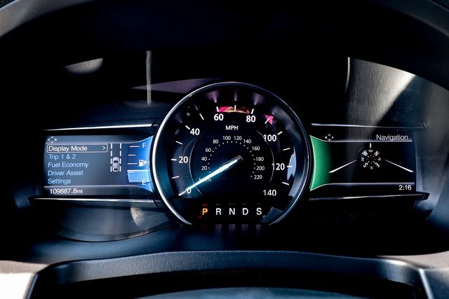 Vehicle image 12 of 78